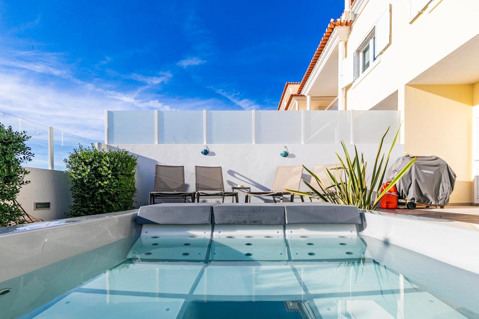 Vibing & Liming Ericeira Hotel Exterior photo