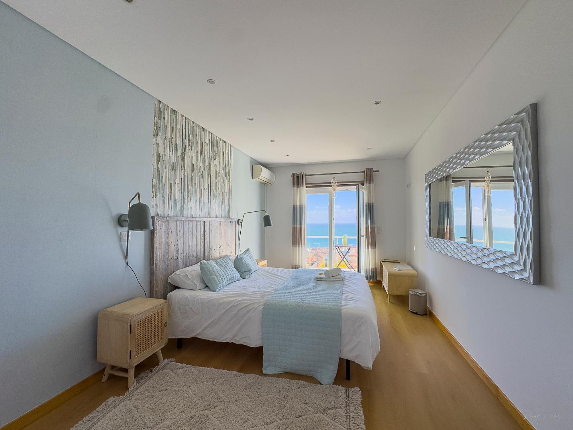 Vibing & Liming Ericeira Hotel Exterior photo