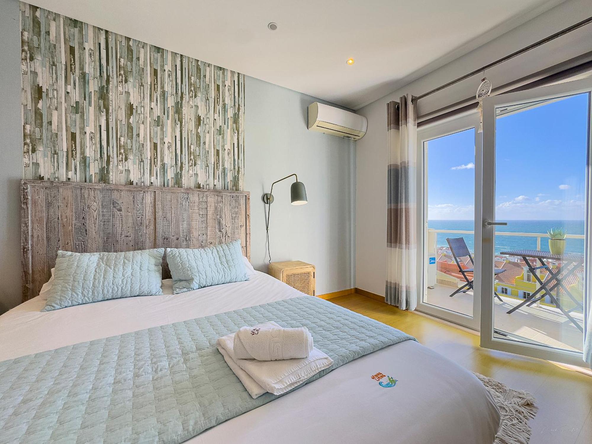 Vibing & Liming Ericeira Hotel Exterior photo
